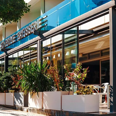 Sunprime C-lounge - Adult Only
