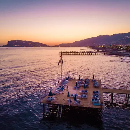 Sunprime C-lounge - Adult Only 5* Alanya