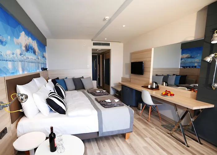 Sunprime C-lounge - Adult Only 5*